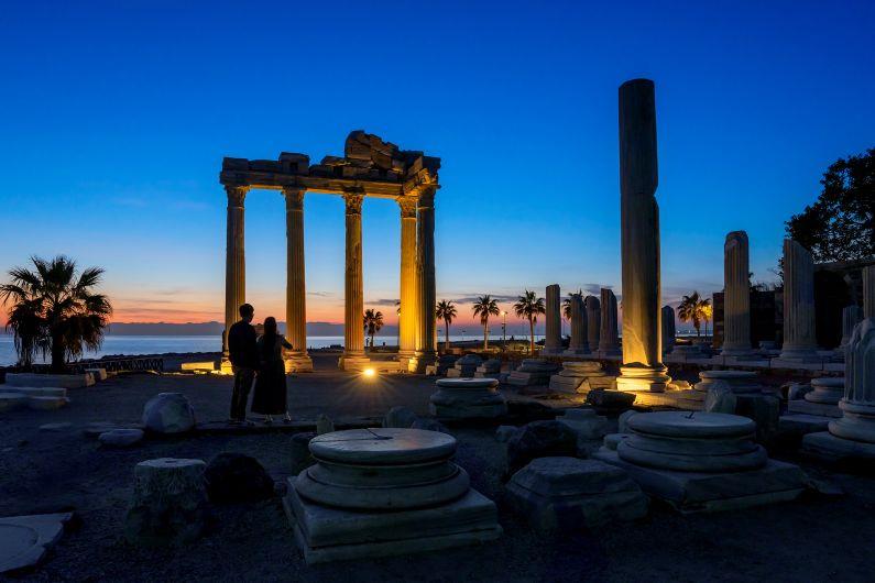 2025.03.11-SI·DE-APOLLON TAPINAGˆI-GECE-GU¨LCANACAR-copy8 (2).jpg